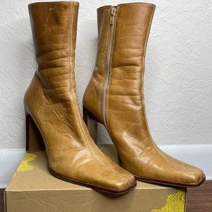 Tan ankle leather boots